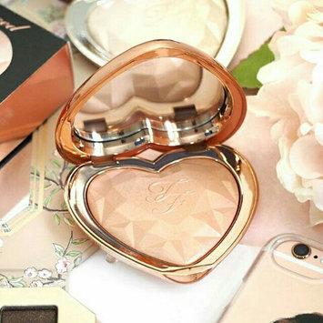 Photo of Too Faced Peach Frost Melting Powder Highlighter uploaded by fatima ezzahra B.