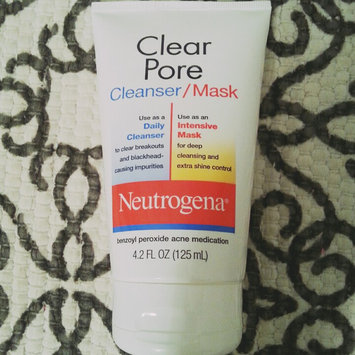 Photo of Neutrogena® Clear Pore Cleanser/Mask uploaded by Madison L.