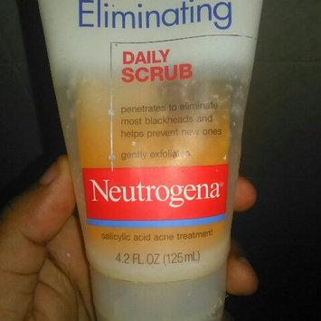 Photo of Neutrogena® Blackhead Eliminating Daily Scrub uploaded by Rosanna D.