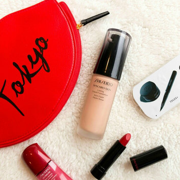 Photo of Shiseido Synchro Skin Glow Luminizing Fluid Foundation Broad Spectrum SPF 20 uploaded by TLTRAVEL .