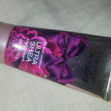 Photo of Signature Collection 24 Hour Moisture Ultra Shea Body Cream uploaded by Birnalisis C.