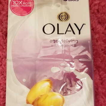 Photo of Olay Outlast Ultra Moisture Shea Butter Beauty Bar uploaded by Kathie L.