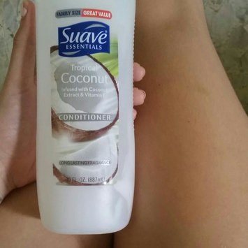 Photo of Suave® Essentials Tropical Coconut Conditioner uploaded by Ela Resendi R.