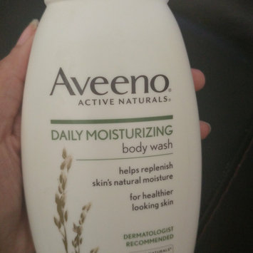 Photo of Aveeno® Daily Moisturizing Body Wash uploaded by Liza E.