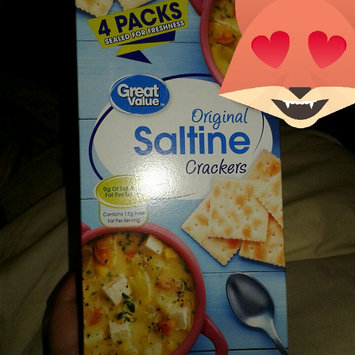 Photo of Great Value Crispy Crackers uploaded by Amy E.