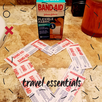Photo of Band-Aid Flexible Fabric Bandages uploaded by Carrliitaahh M.