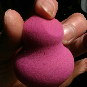 Photo of real techniques Miracle Sculpting Sponge uploaded by Kelly W.