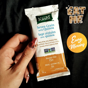 Photo of Kashi® Honey Oat Flax Crunchy Granola & Seed Bars uploaded by Tammy L.