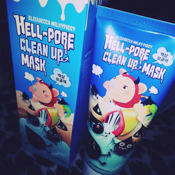 Photo of Elizavecca Hell-Pore Clean Up Mask uploaded by Shelby F.