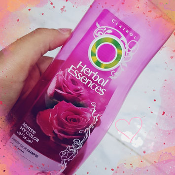 Photo of Herbal Essences Color Me Happy Shampoo For Color Treated Hair uploaded by Nada A.