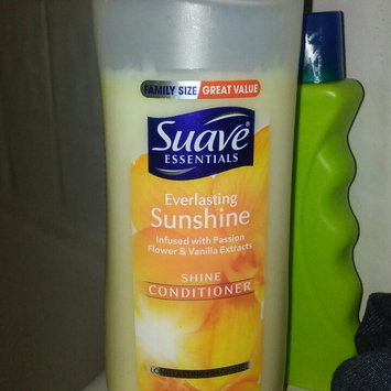 Photo of Suave® Essentials Everlasting Sunshine Conditioner uploaded by Katey R.
