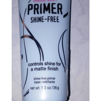Photo of Hard Candy Sheer Envy Shine-Free Primer uploaded by Citlalli t.