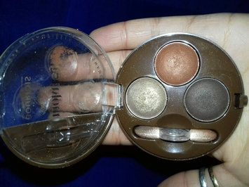 Photo of Bourjois Smokey Eyes Trio Eyehadow uploaded by Yazidi J.