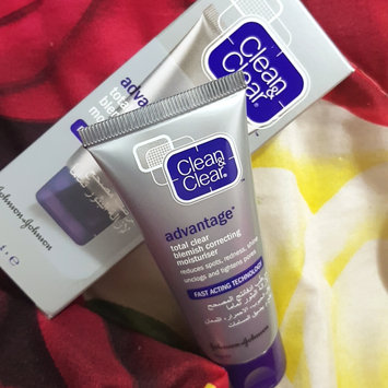 Photo of Clean & Clear® Advantage® Acne Control Moisturizer uploaded by Pari D.
