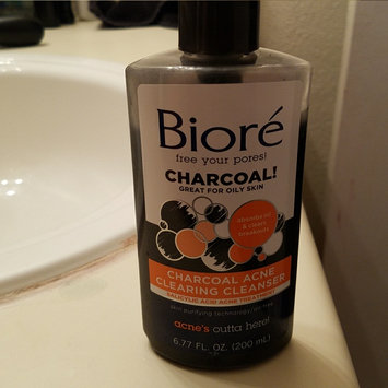 Photo of Bioré Charcoal Acne Clearing Cleanser uploaded by Alyssa H.