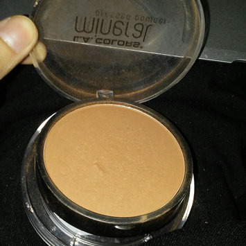 Photo of L.A. Colors Mineral Pressed Powder uploaded by Estrella G.