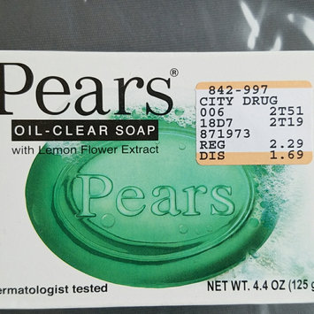 Photo of Pears 4.4-ounce Oil Clear Soap uploaded by Gisela Q.