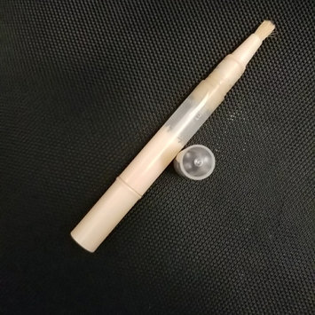 Photo of L'Oréal Paris Visible Lift® Serum Absolute Concealer uploaded by Luana L.