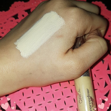 Photo of L'Oréal Paris True Match™ Concealer uploaded by Omnya e.