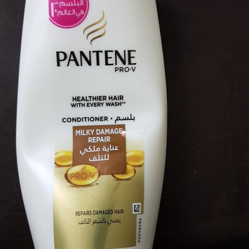 Photo of Pantene Pro-V Reinforcing Anti-Breakage Conditioner uploaded by Záarah k.