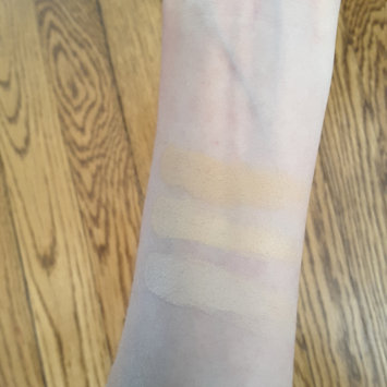 Photo of M.A.C Cosmetics Studio Finish SPF 35 Concealer uploaded by Amanda C.