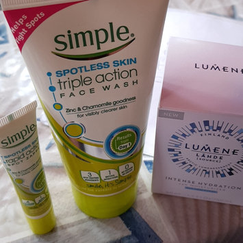 Photo of Simple Skincare uploaded by Andreea A.