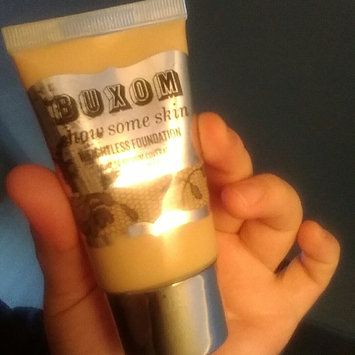 Photo of Buxom Show Some Skin Weightless Foundation uploaded by Palmira B.