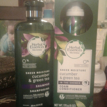 Photo of Herbal Essences Cucumber & Green Tea Foam Conditioner uploaded by Wendy G.