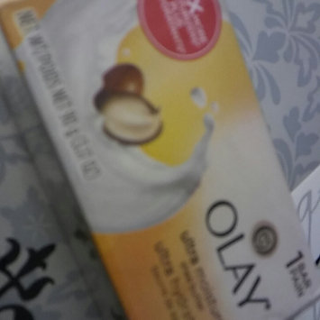 Photo of Olay Outlast Ultra Moisture Shea Butter Beauty Bar uploaded by RACHEL A.