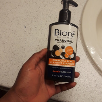 Photo of Bioré Charcoal Acne Clearing Cleanser uploaded by Sheniel D.