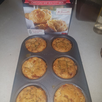 Photo of Red Lobster Cheddar Bay Biscuit Mix 11.36 oz uploaded by Najwa A.