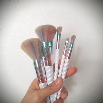 Photo of Unicorn Cosmetics Unicorn Brushes Set uploaded by emie c.