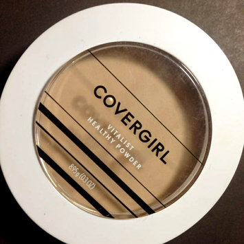 Photo of COVERGIRL Vitalist Healthy Setting Powder uploaded by Susana S.