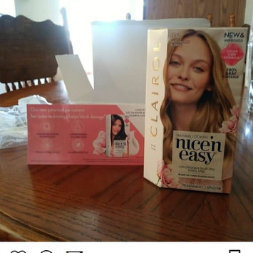 Photo of Clairol Nice'n Easy Permanent Hair Color uploaded by Fabiola C.