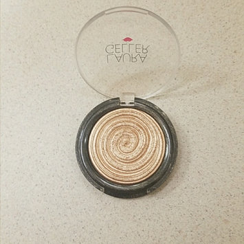 Photo of Laura Geller Beauty Laura Geller Baked Gelato Swirl Illuminator - Gilded Honey uploaded by Angela D.