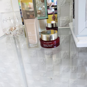 Photo of Clarins SPF 15 Everlasting Foundation uploaded by XIAOXIAO X.