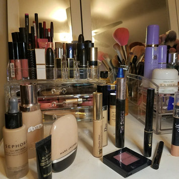 Photo of LA MER The Soft Fluid Long Wear Foundation Broad Spectrum SPF 20 uploaded by Elizabeth K.