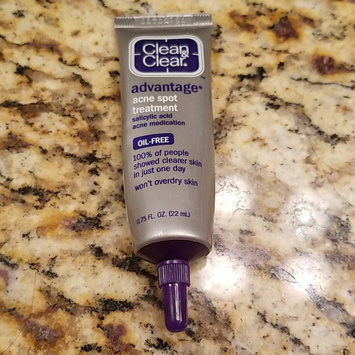 Photo of Clean & Clear® Advantage® Acne Spot Treatment uploaded by Poba Z.