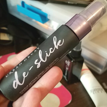 Photo of Urban Decay De-slick Oil Control Makeup Setting Spray uploaded by Andrea L.