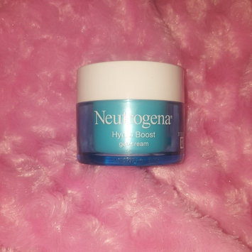 Photo of Neutrogena® Hydro Boost Gel-Cream Extra-Dry Skin uploaded by Becci S.