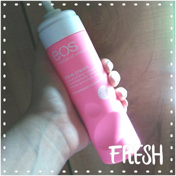 Photo of eos™ Ultra Moisturizing Shave Cream Pomegranate Raspberry uploaded by 🍄🌙Brenda B.