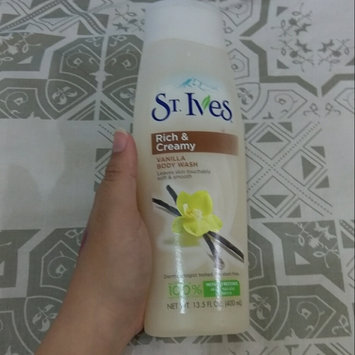Photo of St. Ives Triple Butters Nourishing Vanilla Body Wash uploaded by Trendy g.