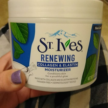 Photo of St. Ives Renewing Collagen Elastin Moisturizer uploaded by morgan b.