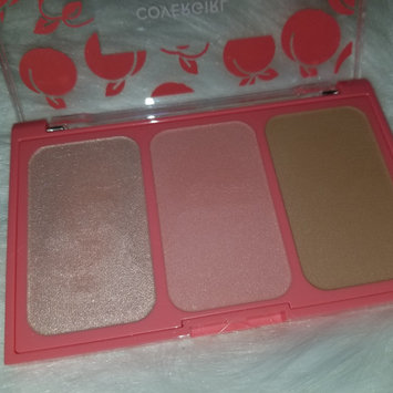Photo of COVERGIRL Peach Punch Highlighter Palette uploaded by april i.