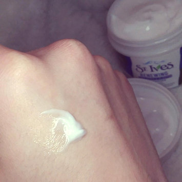 Photo of St. Ives Renewing Collagen Elastin Moisturizer uploaded by Kayla S.