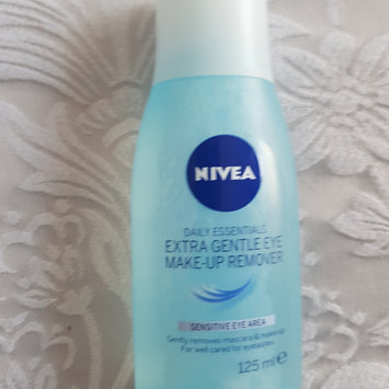 Photo of NIVEA Daily Essentials Extra Gentle Eye Make-Up Remover uploaded by L A U R E N ♡ W.