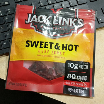 Photo of Jack Link's Sweet & Hot Beef Jerky uploaded by Chanon C.