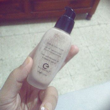 Photo of Guerlain Parure Gold Fluid Radiance Foundation uploaded by waad B.