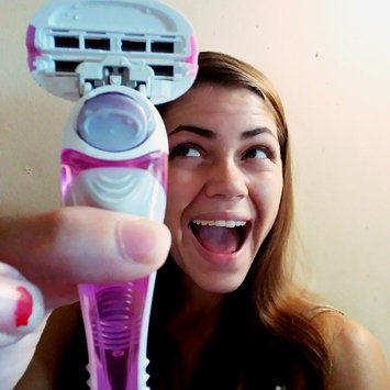 Photo of Pure Silk Contour 6 Premium Disposable Razors uploaded by Nellie S.