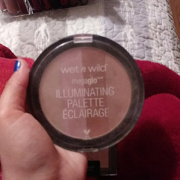 Photo of wet n wild MegaGlo Illuminating Powder uploaded by Pamela D.